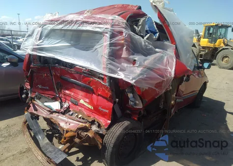 1999 Plymouth Voyager из США, поврежденный, VIN 2P4GP25G9XR375487